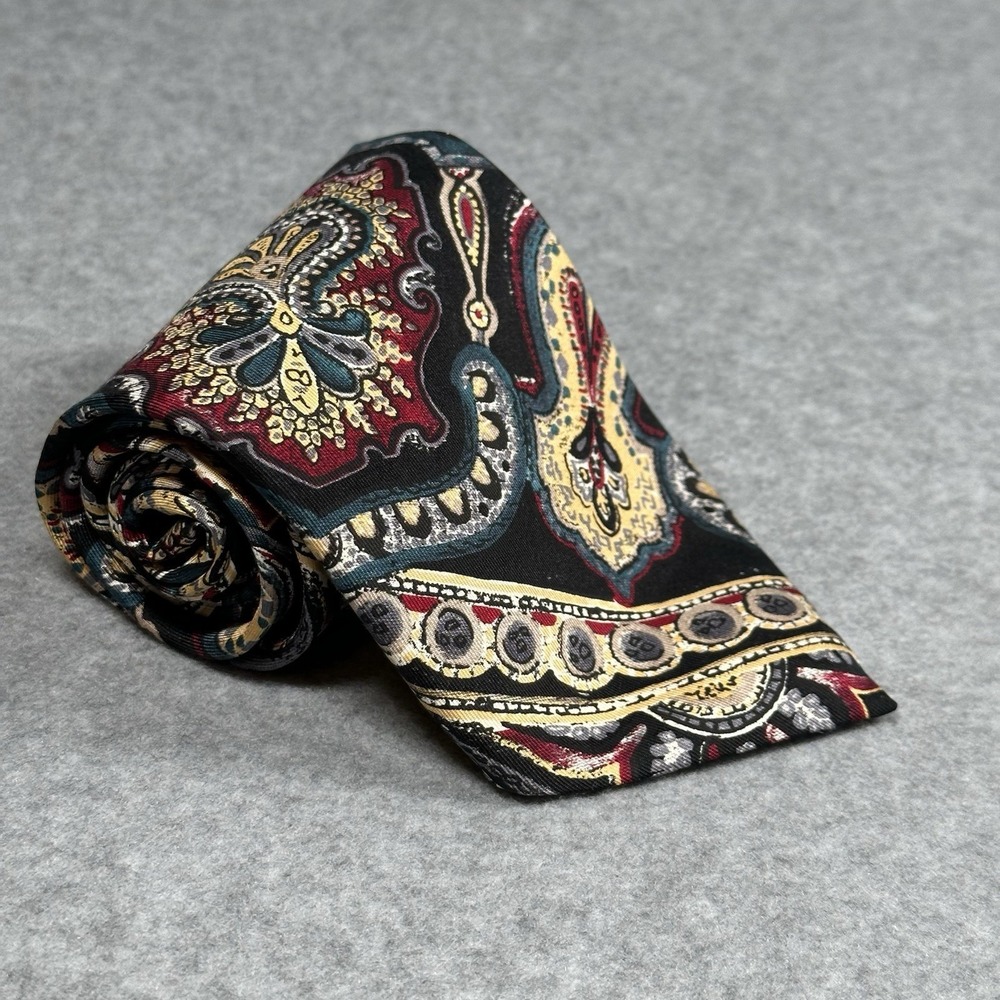 Oscar de la Renta‎ Silk Tie Vintage 90s Navy Paisley Medallion Wide 59x3.75 in